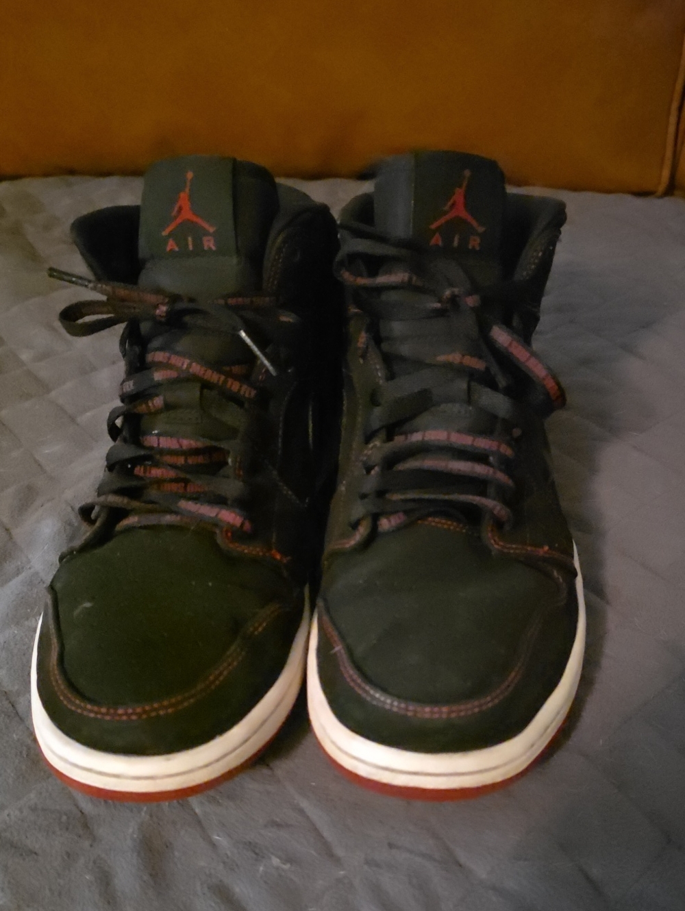 Jordan High-Top Sneakers in Black  with Red Accents Swede.